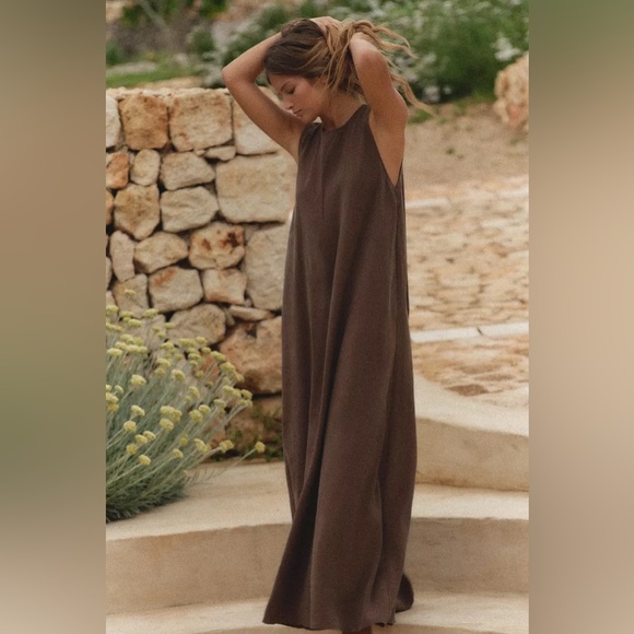 Zara FLOWY MIDI DRESS - Picture 2 of 8